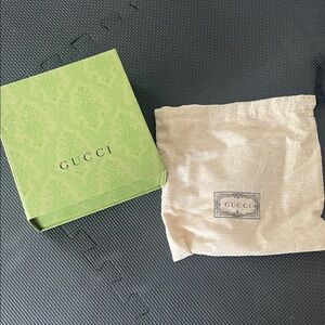 Gucci Green Packaging with Beige Pouch